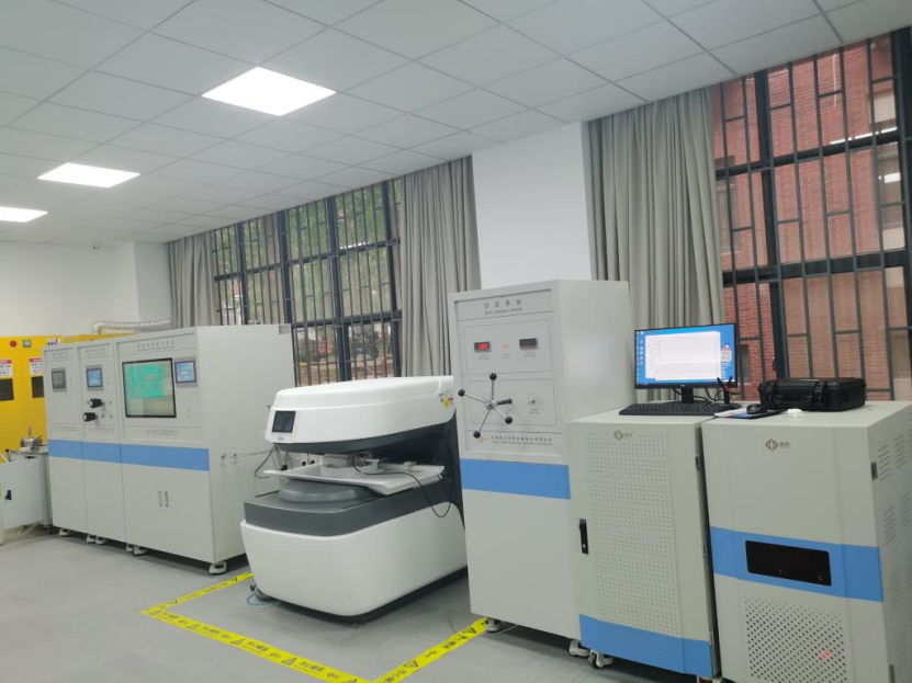 低场核磁共振岩石渗流细观过程在线分析与成像系统